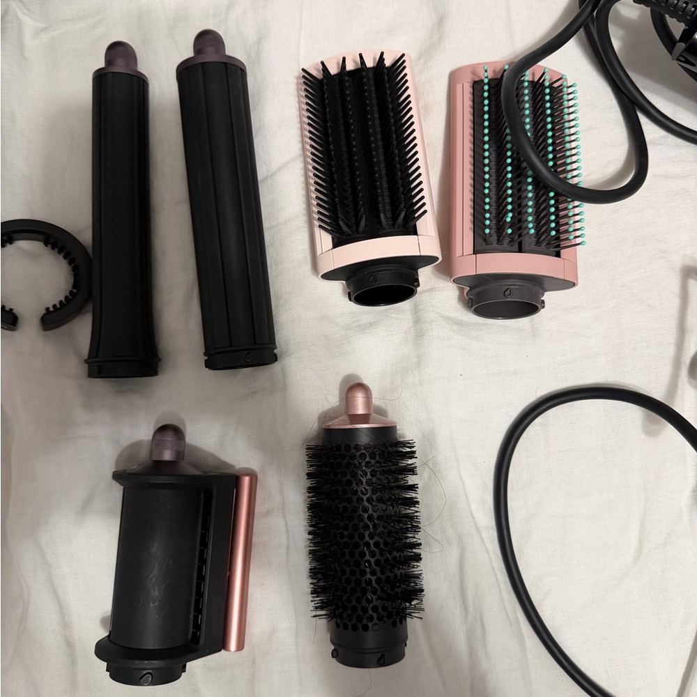 Dyson Hair Styling Set/ refurbished - Picture 5 of 7